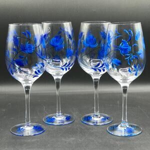 Mattanah Floral 9" White Wine Glasses - Set of 4 - Mint